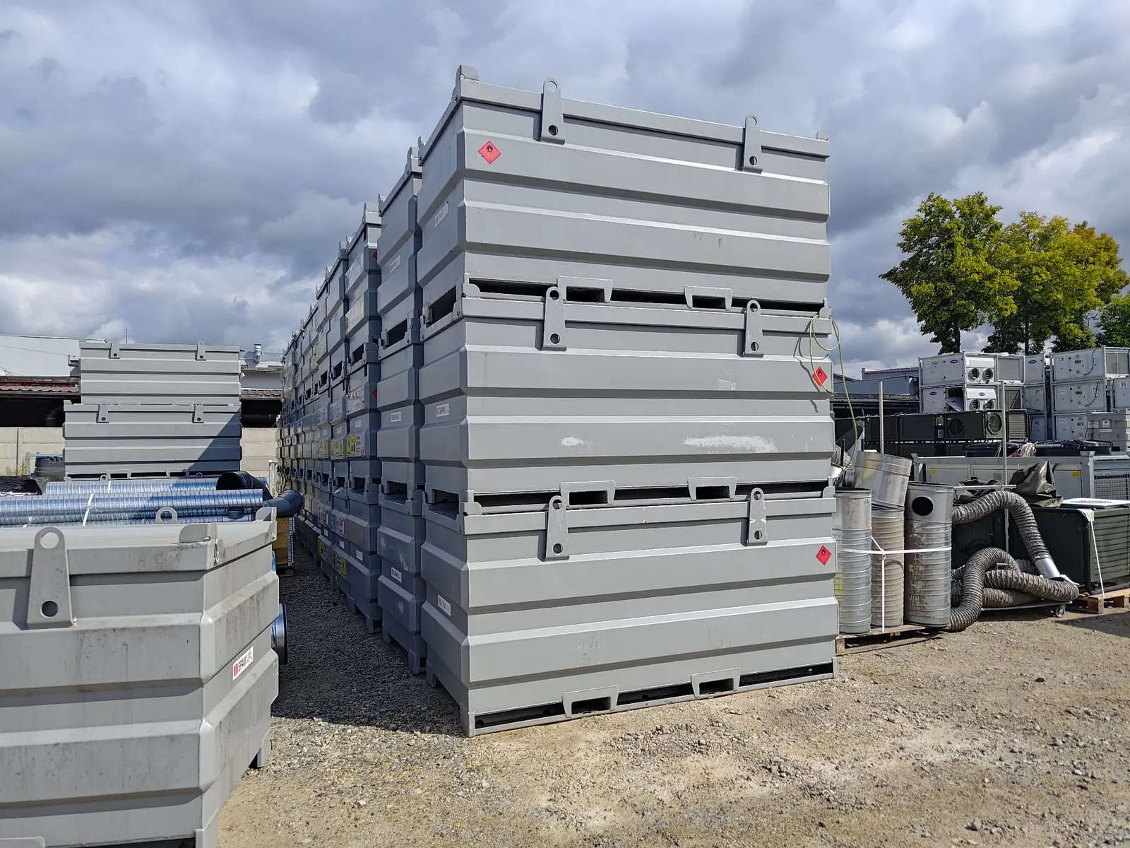 Zbiorniki metalowe SPAW-MAL